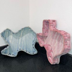 #1370WW Texas Basket White Washed RED Color Large